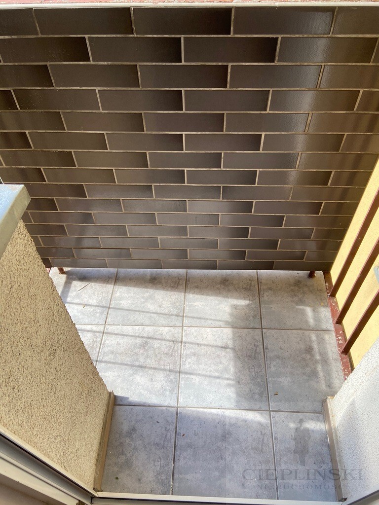 Kawalerka po remoncie | balkon | Jasne Błonia (6)