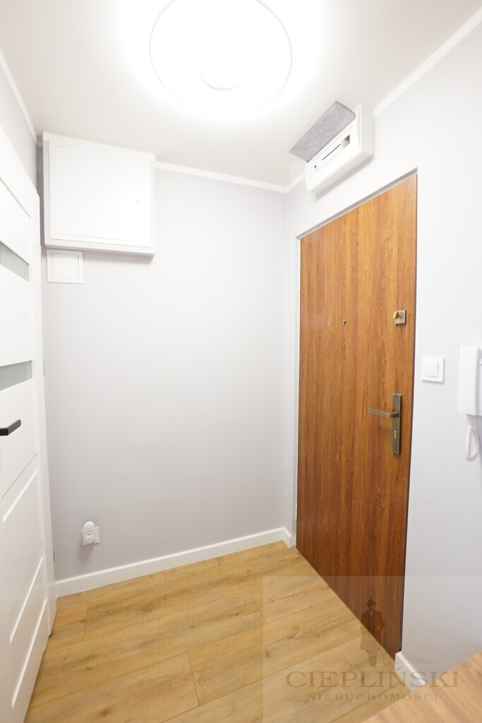 Kawalerka po remoncie | balkon | Jasne Błonia (19)