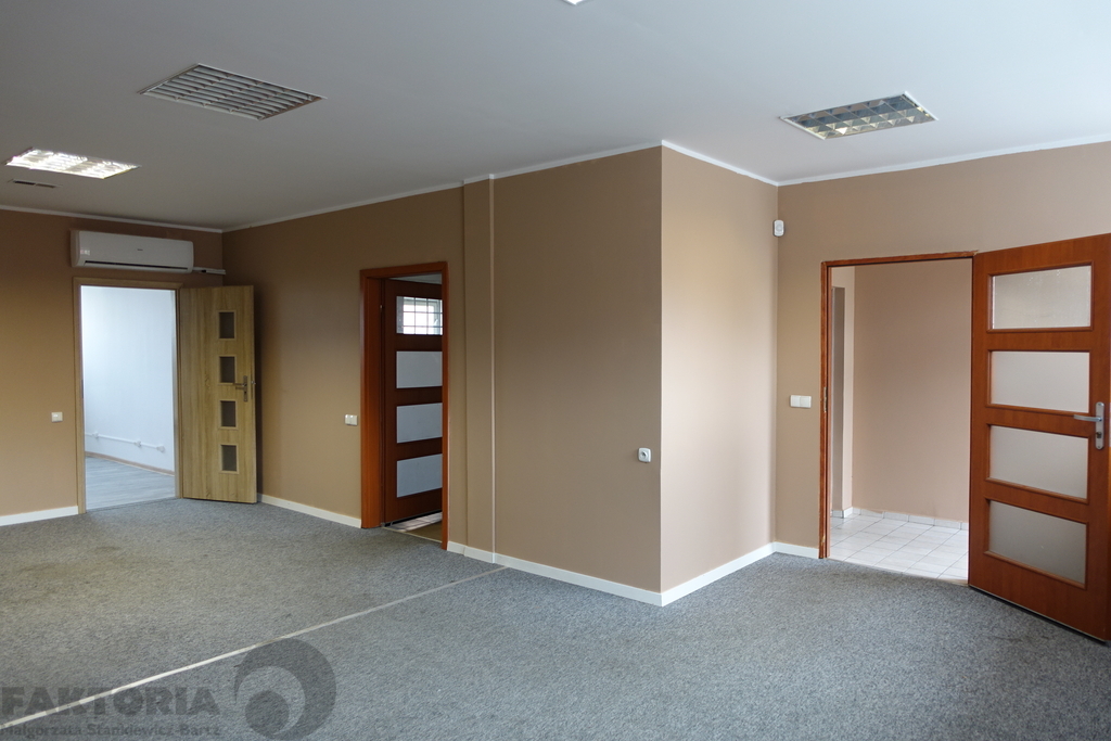 Przecław hala prod. magazynowa 150 m2 (3)