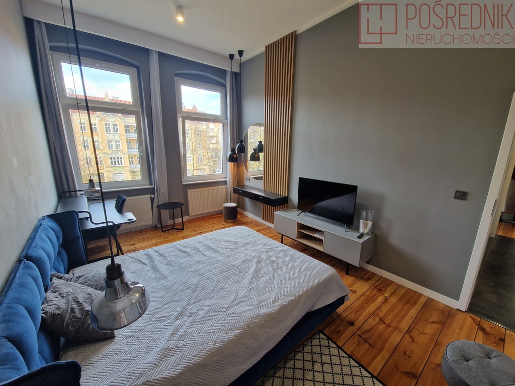 2 pokojowe z klimatem na Piastów 68 (4)