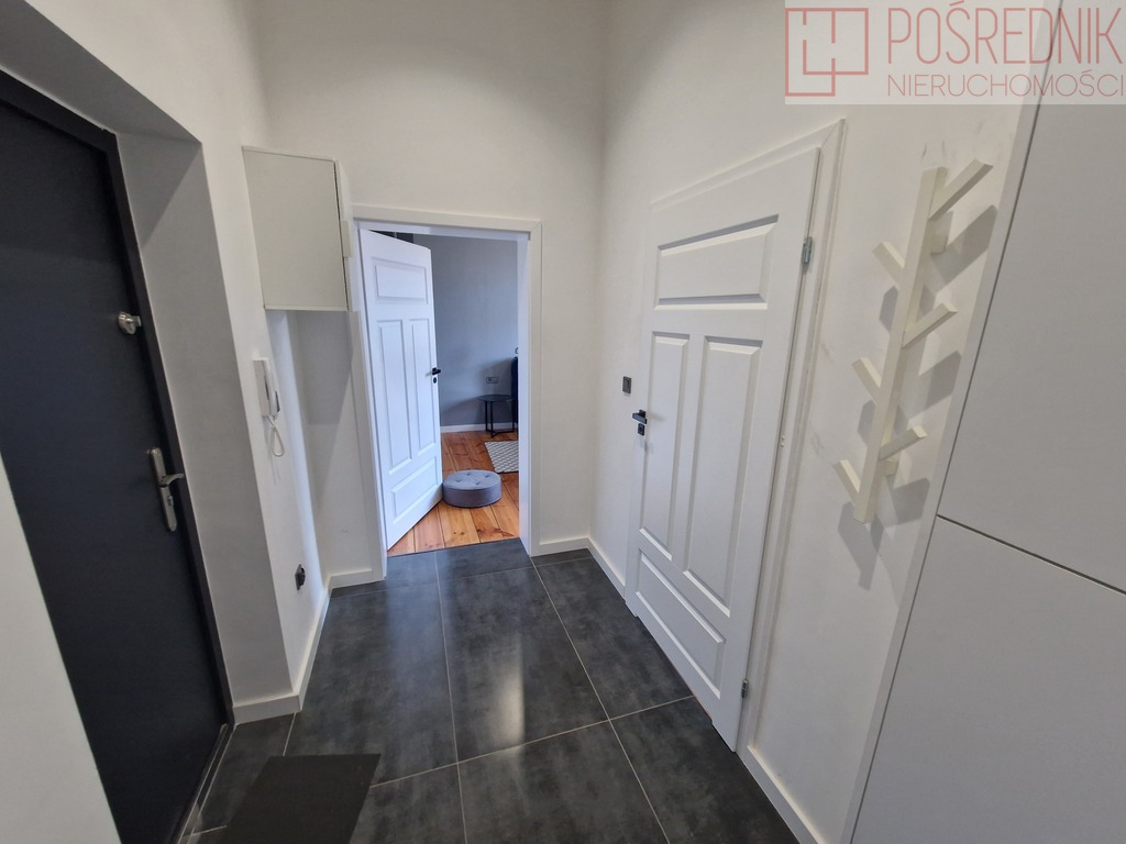 2 pokojowe z klimatem na Piastów 68 (6)