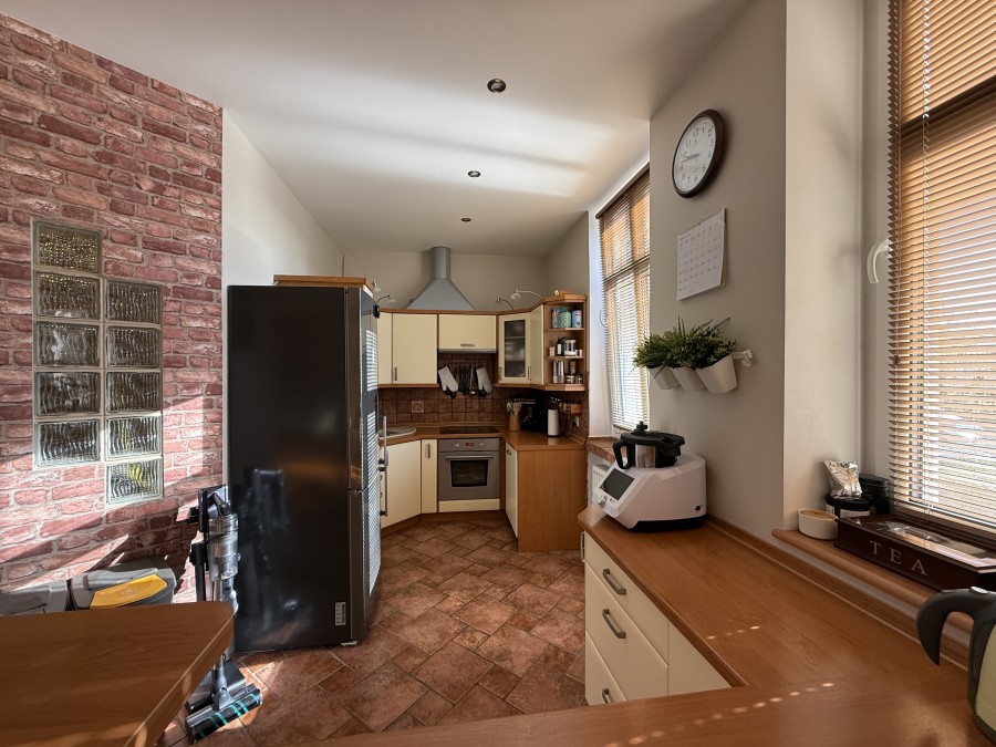 Klimatyczne mieszkanie 4-pokojowe (5)