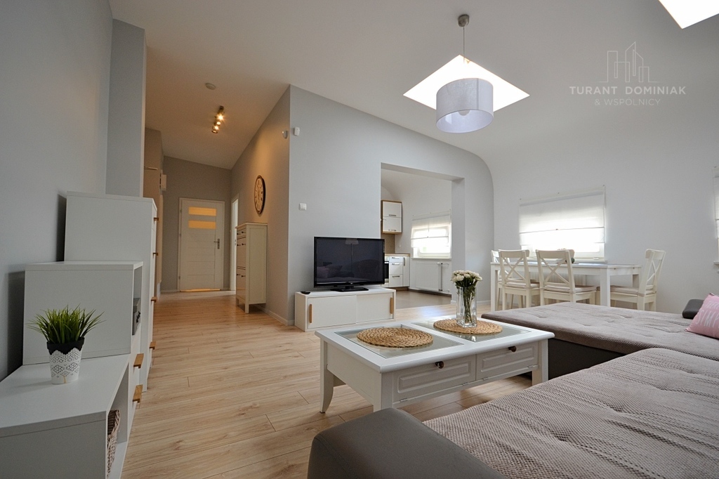 Oryginalne mieszkanie w kamienicy z windą (1)