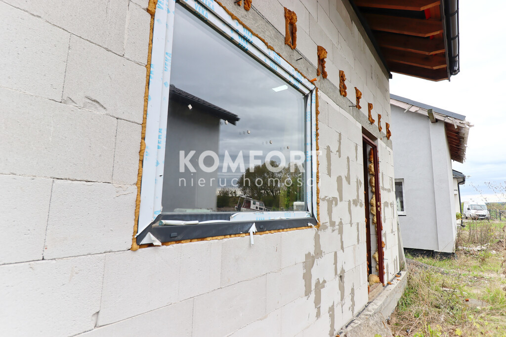 Całoroczny dom na przystani wędkarskiej. (3)