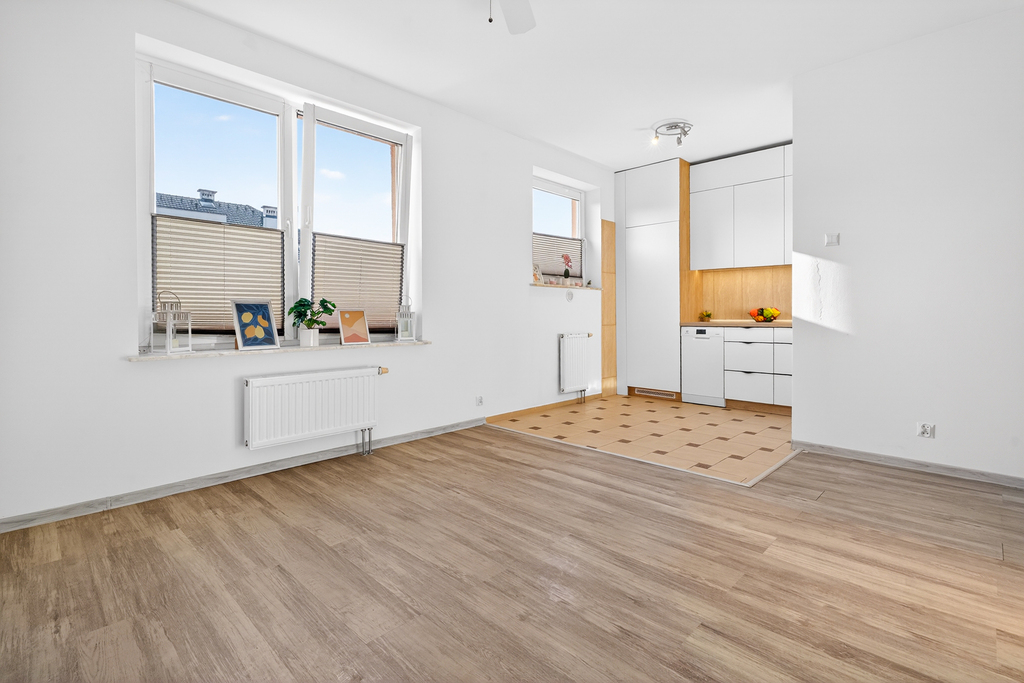 32m2 - przestronna kawalerka, dobry standard! (2)