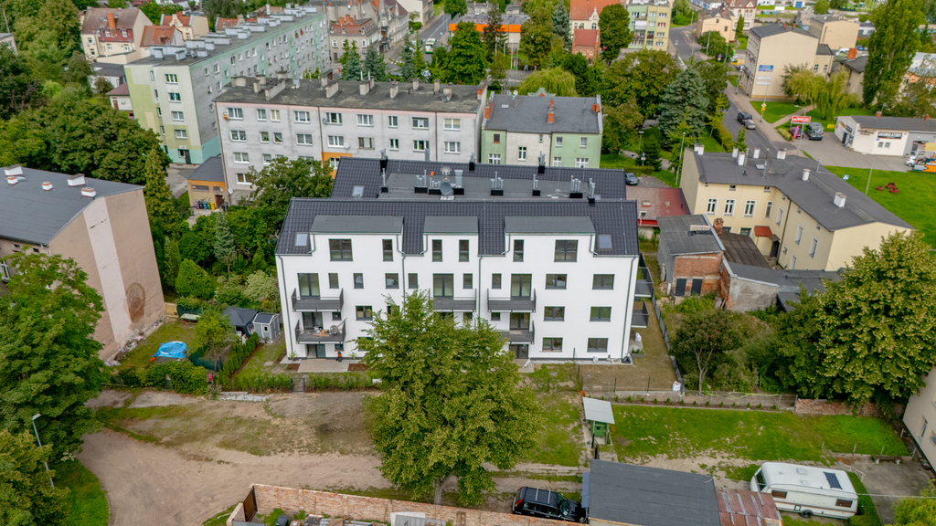 Kawalerka w nowoczesnym bloku (11)