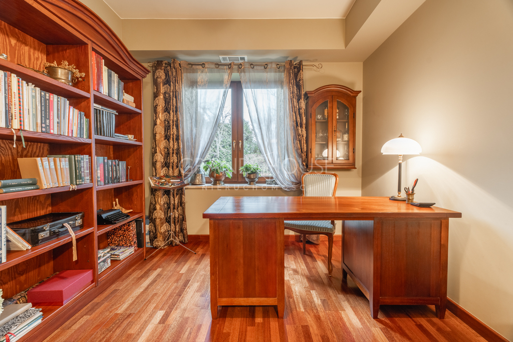 Luksusowa rezydencja z pięknym ogrodem | Mierzyn (29)