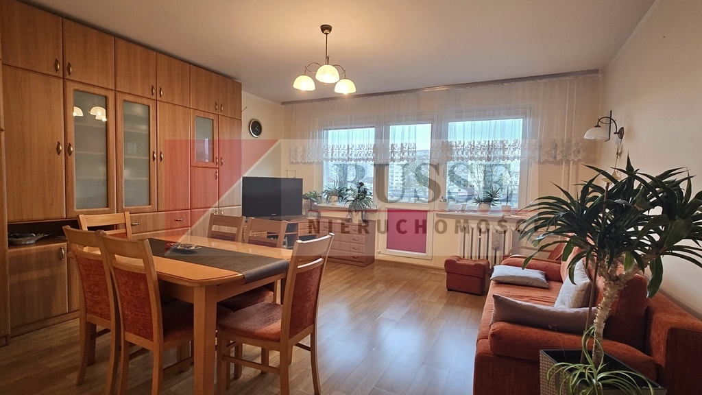 2 pokoje na os. Majowym!! (1)