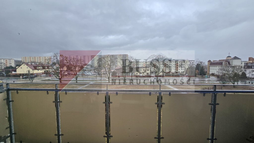 2 pokoje na os. Majowym!! (10)