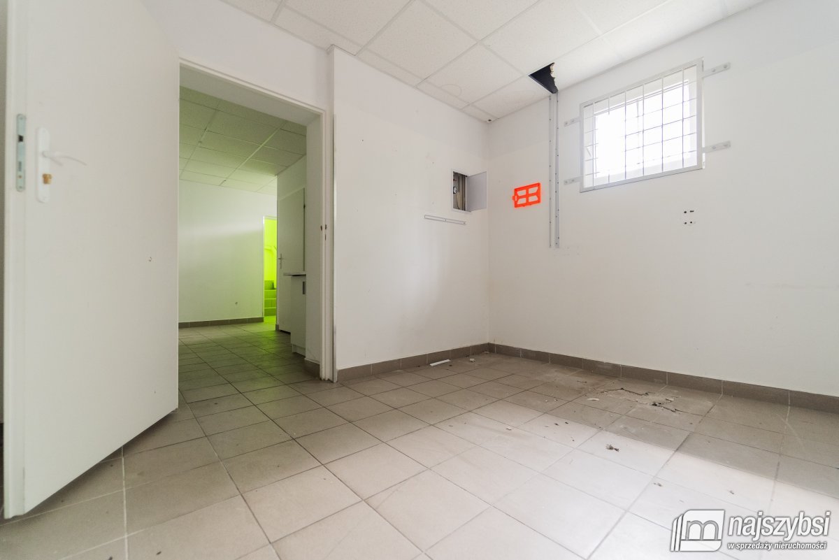 Drawno - lokal w centrum (12)