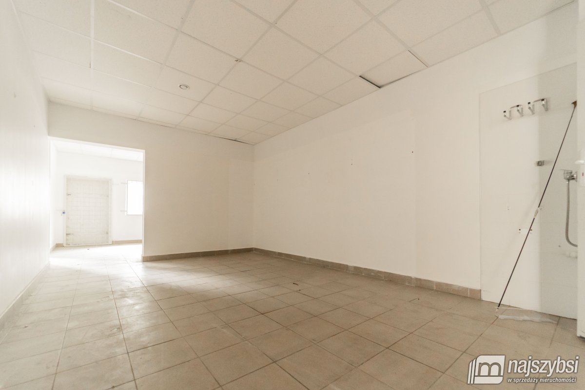 Drawno - lokal w centrum (8)