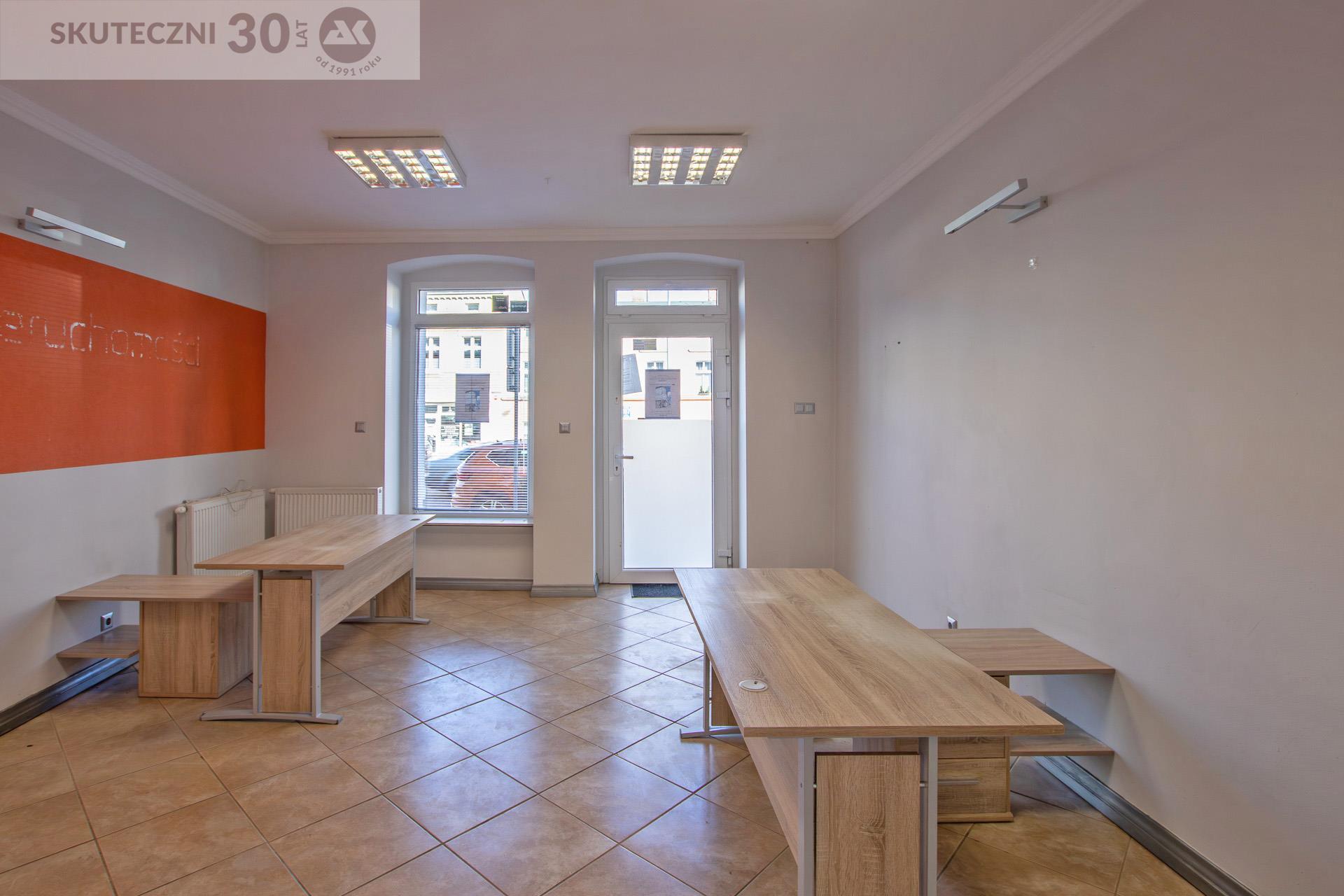 Lokal użytkowy - Koszalin  (2)