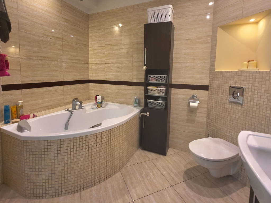 ŚLICZNE 74m2 W centrum, 2 Balkony Winda, parking (13)