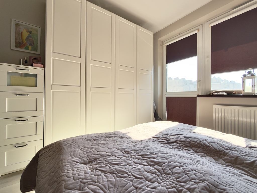 ŚLICZNE 74m2 W centrum, 2 Balkony Winda, parking (7)