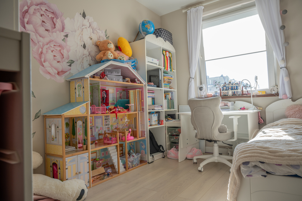 ŚLICZNE 74m2 W centrum, 2 Balkony Winda, parking (10)