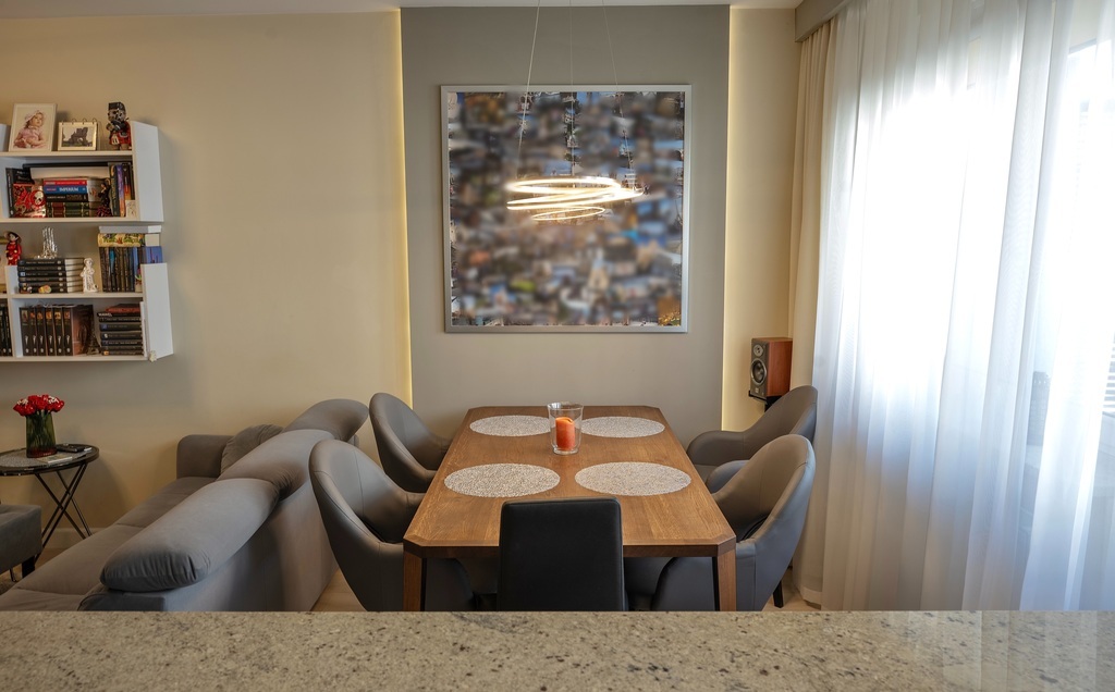 ŚLICZNE 74m2 W centrum, 2 Balkony Winda, parking (3)