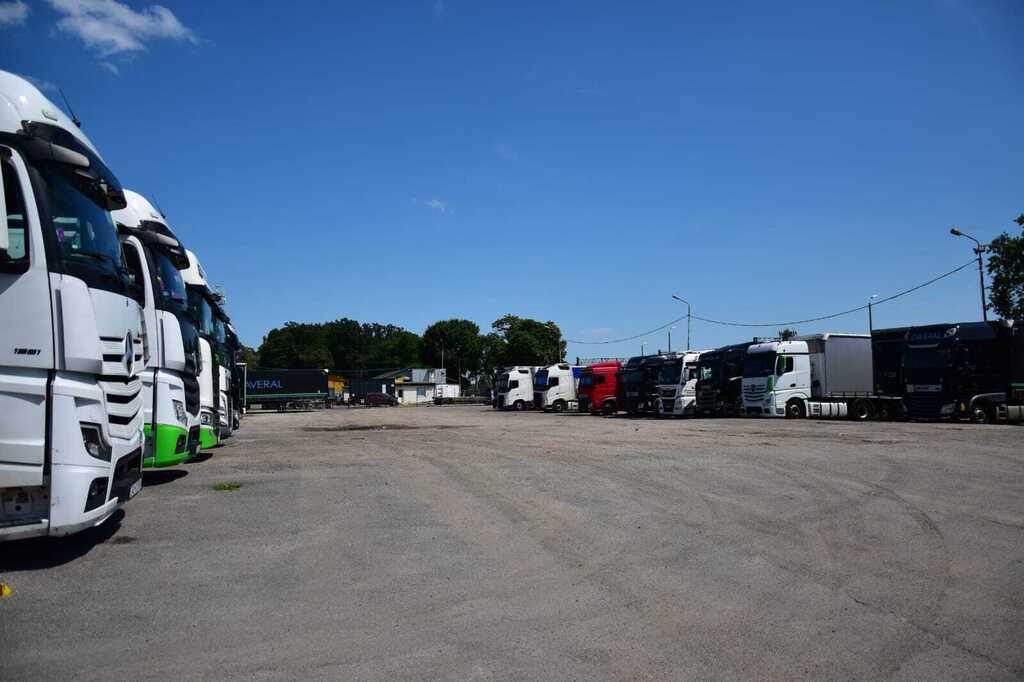 Utwardzony plac 1 ha, media, ogrodzenie - Dąbie (5)