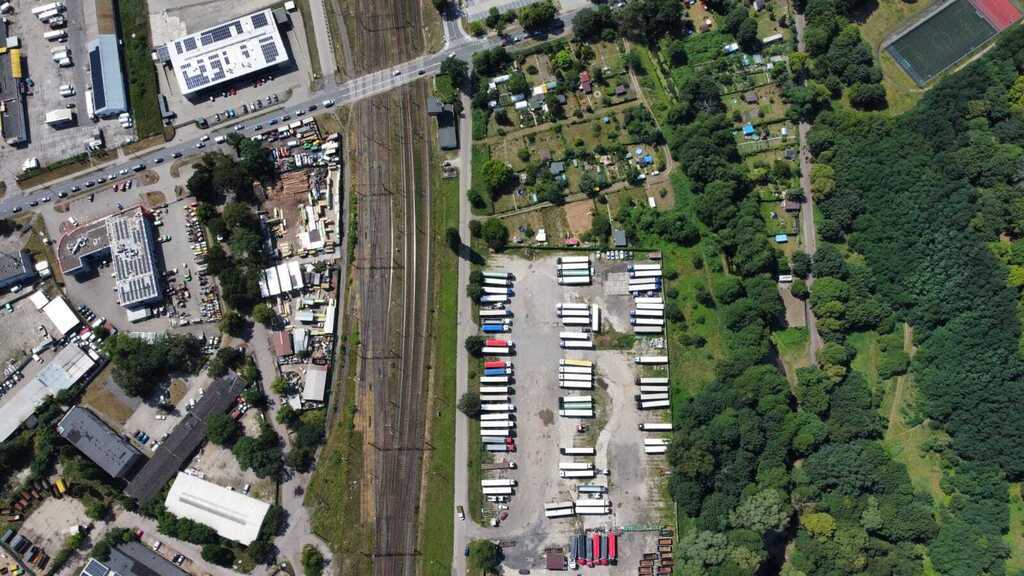 Utwardzony plac 1 ha, media, ogrodzenie - Dąbie (18)