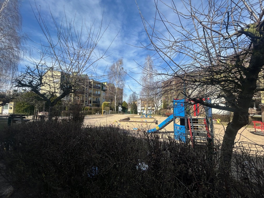 2 pokoje; enklawa ciszy (9)