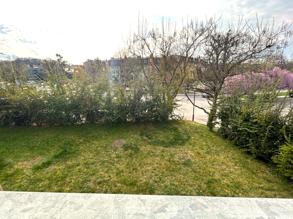 2 pokoje; enklawa ciszy (3)