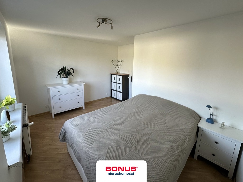 Ładne mieszkanie z ogrodem oraz dużym tarasem (14)