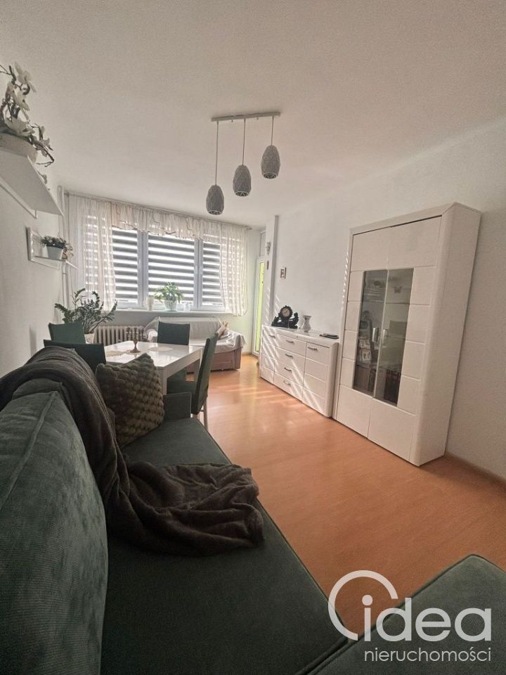 2 pokoje z balkonem blisko Bramy Portowej (1)