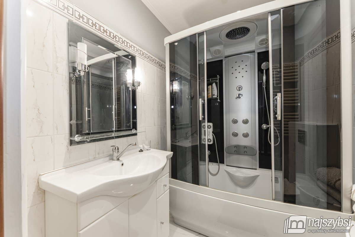 Osinów Dolny- restauracja - przejście graniczne  (25)