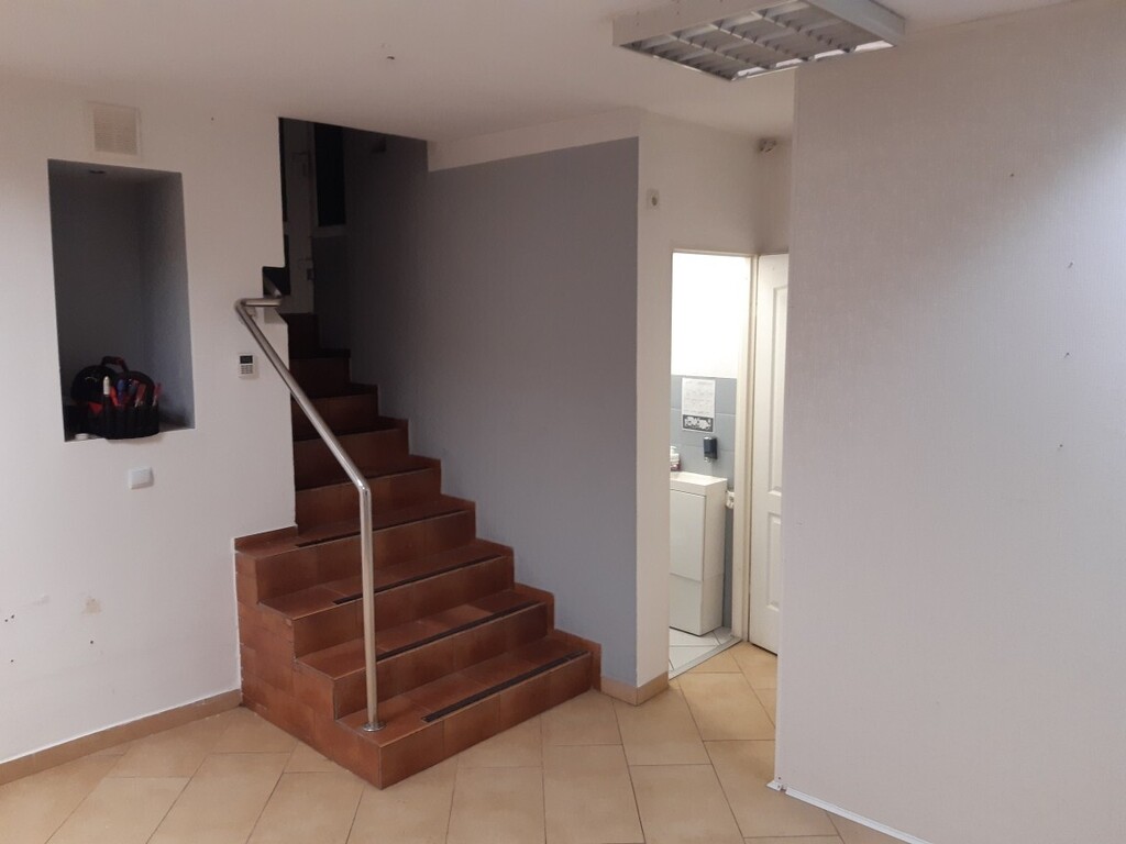 Wejście z ulicy * przyziemie * witryna * poziom -1 (1)