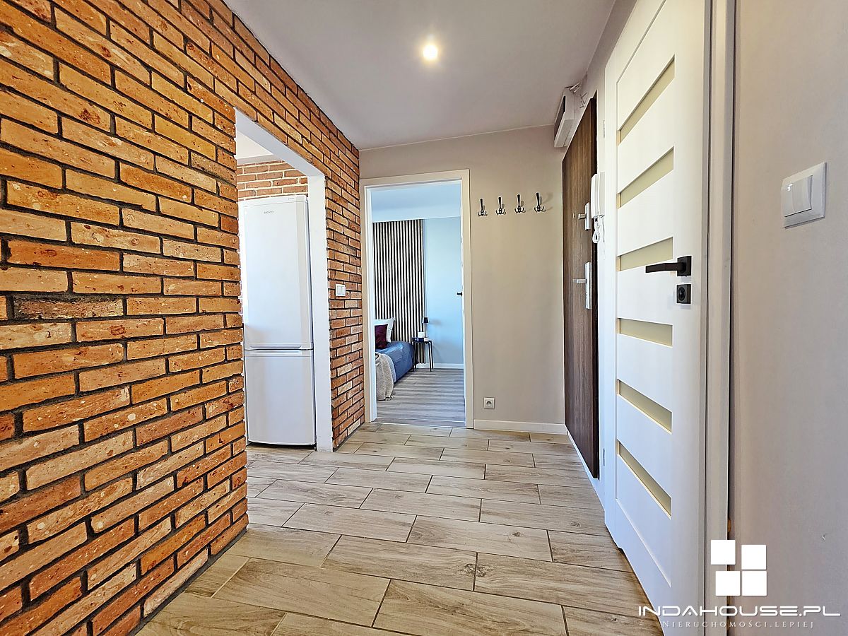 2 pokojowe mieszkanie na IV piętrze przy ul. E. Gi (3)