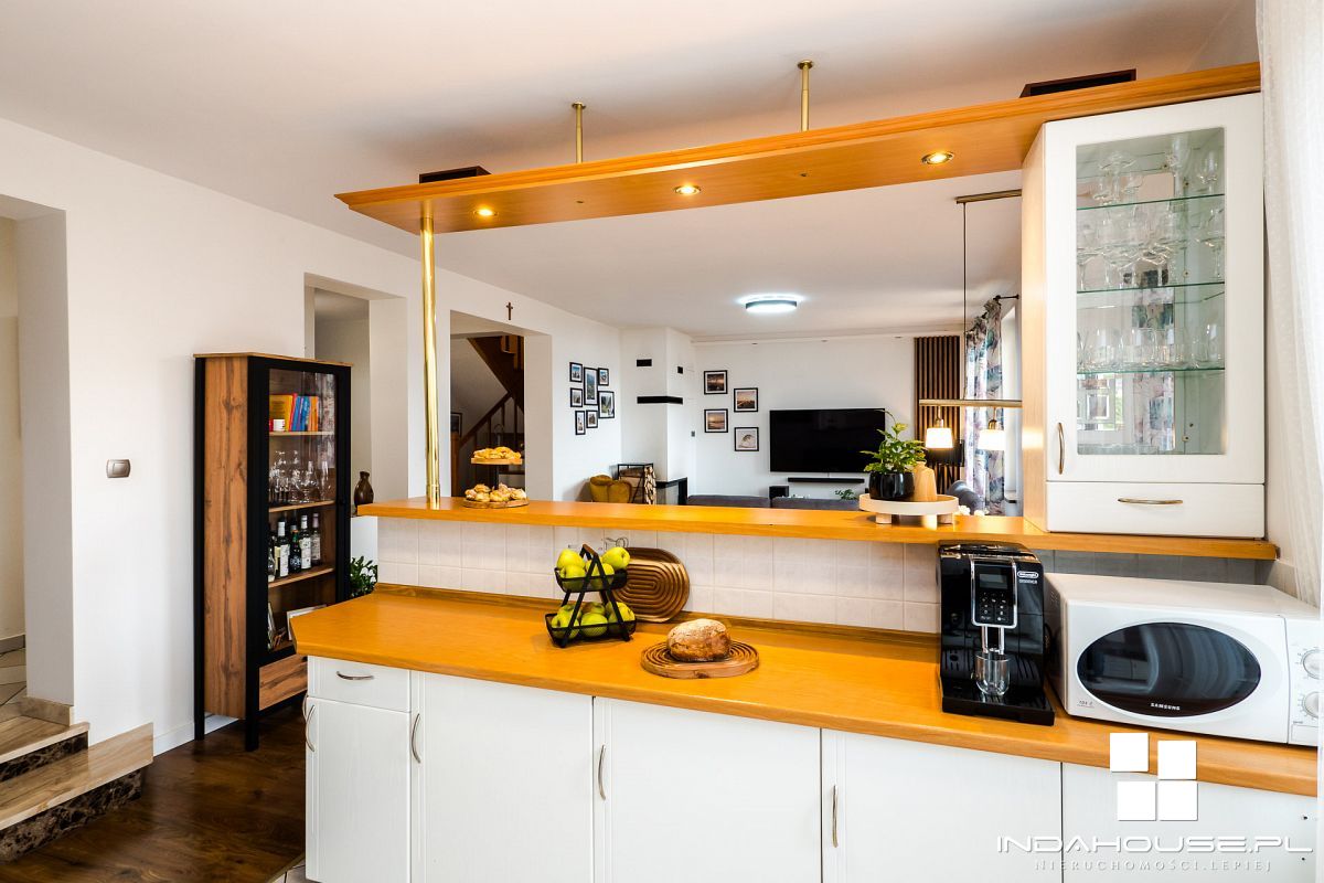 Dom z 4 sypialniami, duża, zagospodarowana działka (5)