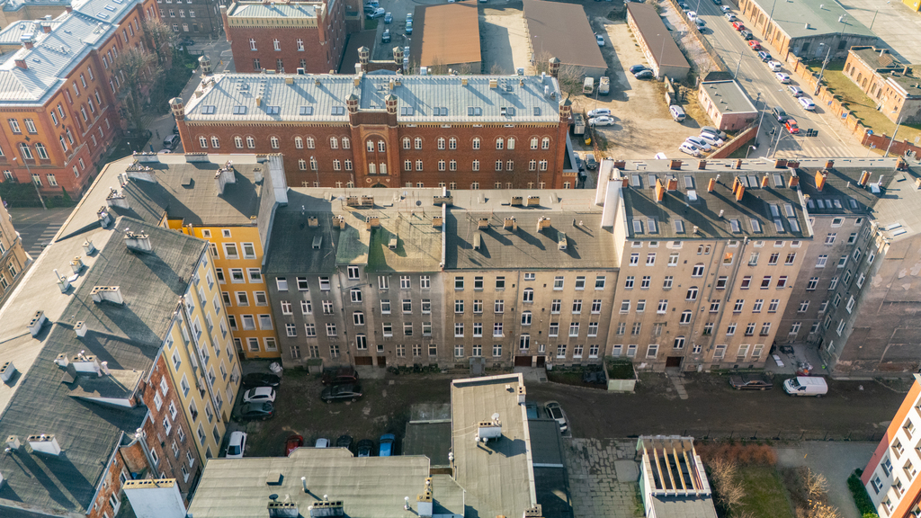 Mieszkanie 115,5 m2 w kamienicy, 7 pokoi, centrum (19)