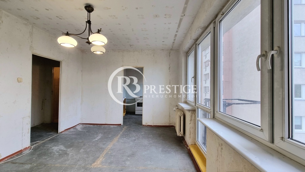 Prawobrzeże - kawalerka z potencjałem dwóch pokoi (3)