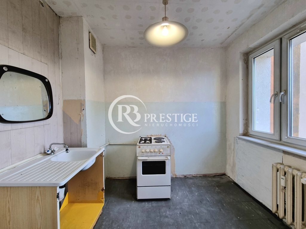 Prawobrzeże - kawalerka z potencjałem dwóch pokoi (6)