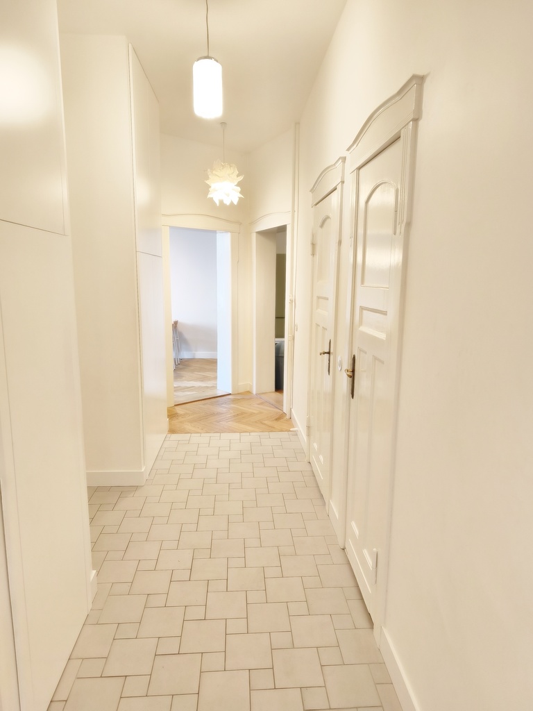 96m2, 3 pok., stylowe mieszkanie w centrum miasta! (13)