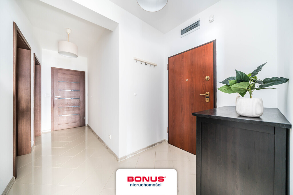 3 pokoje - Osobna kuchnia - Duży balkon - Parking (11)