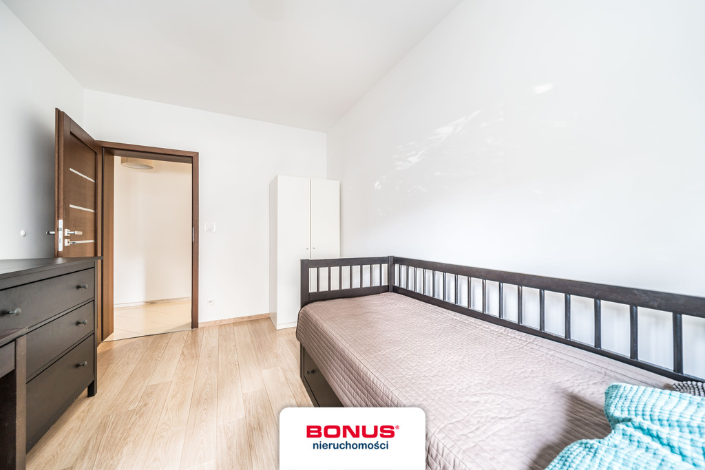 3 pokoje - Osobna kuchnia - Duży balkon - Parking (17)