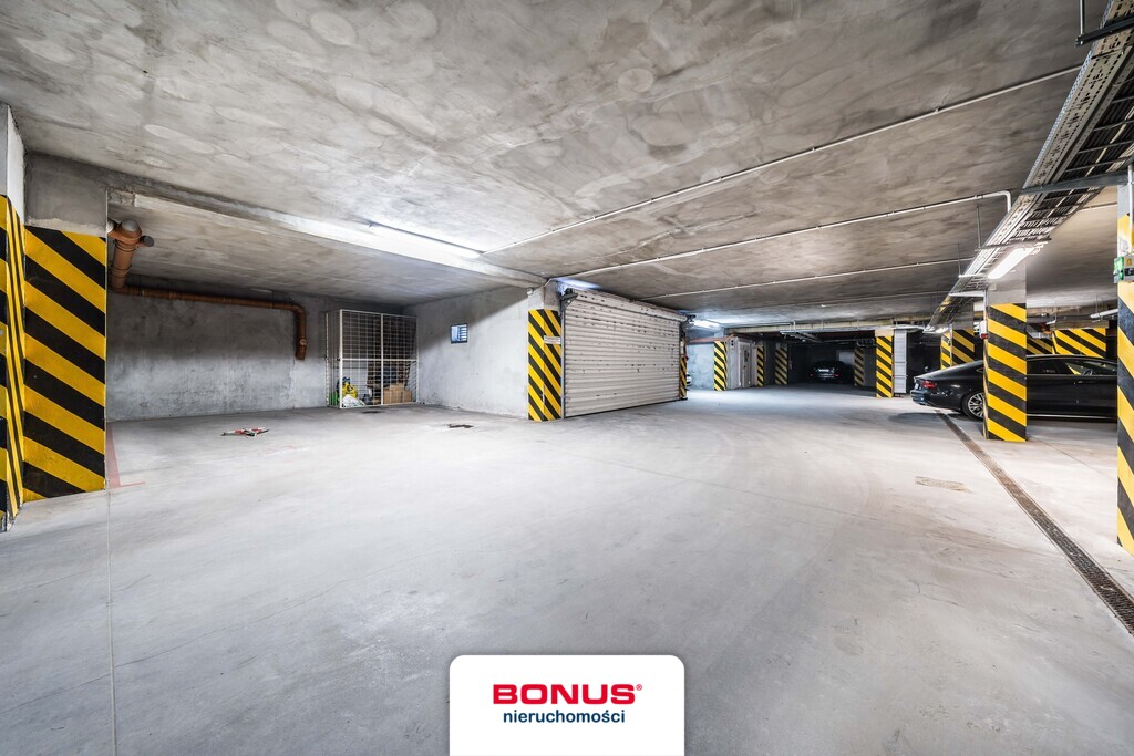 3 pokoje - Osobna kuchnia - Duży balkon - Parking (27)