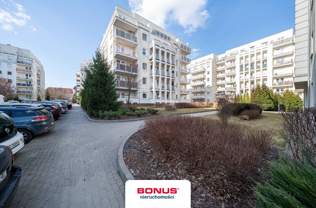 3 pokoje - Osobna kuchnia - Duży balkon - Parking (28)