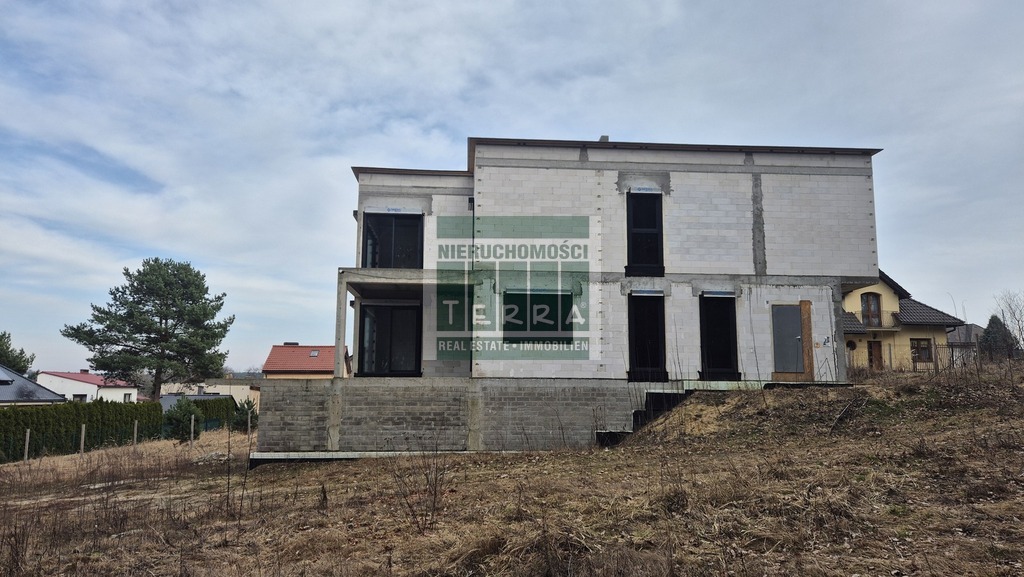 Nowoczesny dom z widokiem. (7)