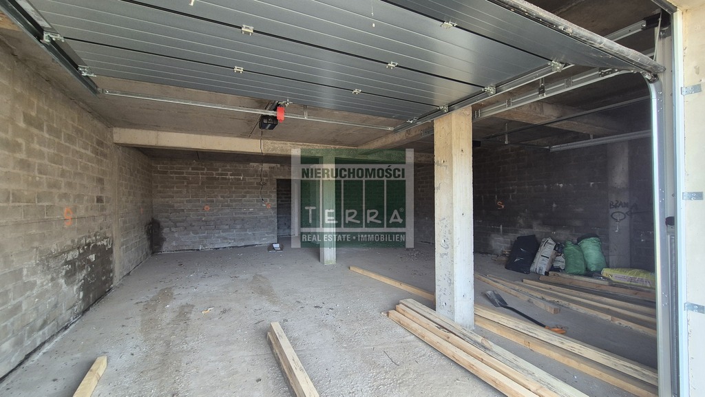 Nowoczesny dom z widokiem. (18)