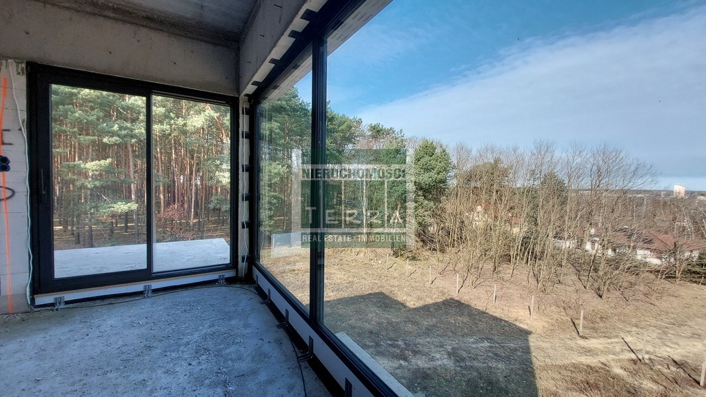 Nowoczesny dom z widokiem. (14)