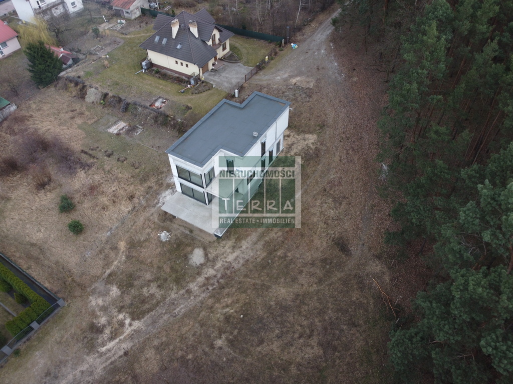 Nowoczesny dom z widokiem. (21)