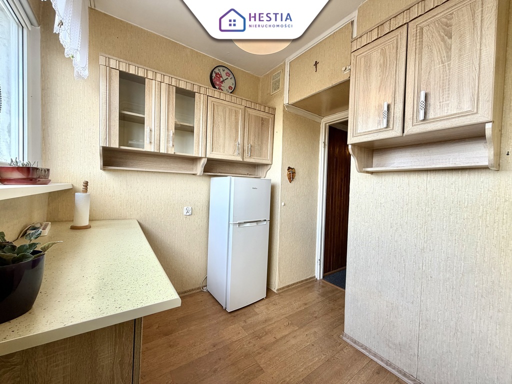 3-pok z oddzielną kuchnią. Balkon, piwnica. (5)