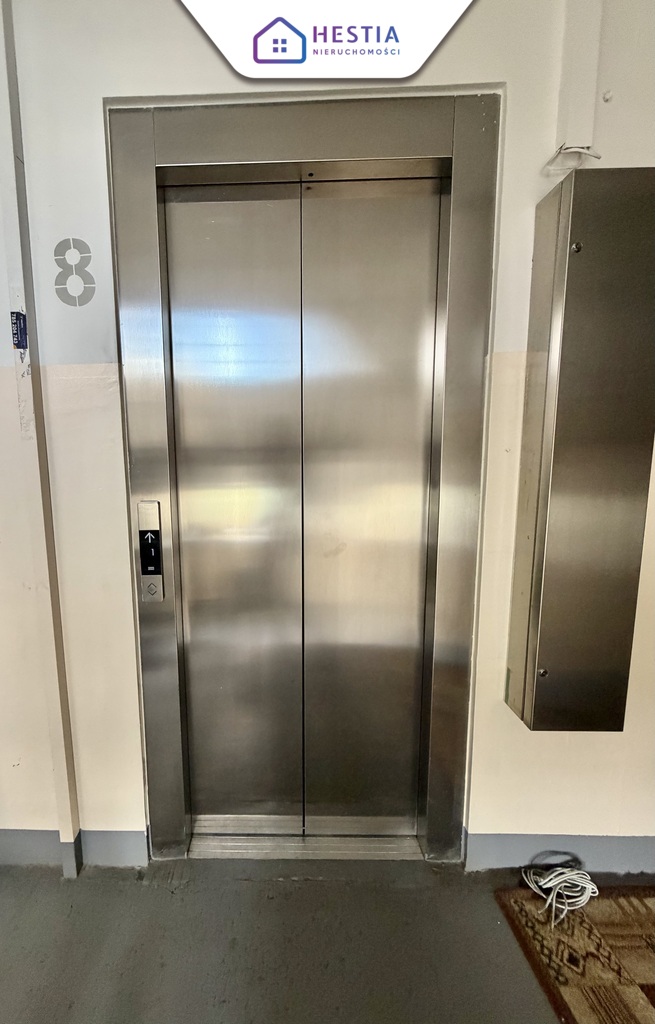 3-pok z oddzielną kuchnią. Balkon, piwnica. (13)