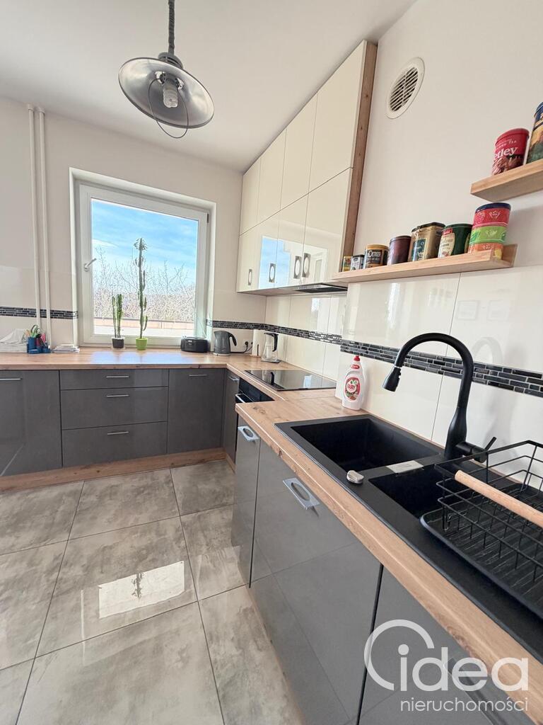 2/3 pokoje z 2 balkonami, os. Arkońskie (1)