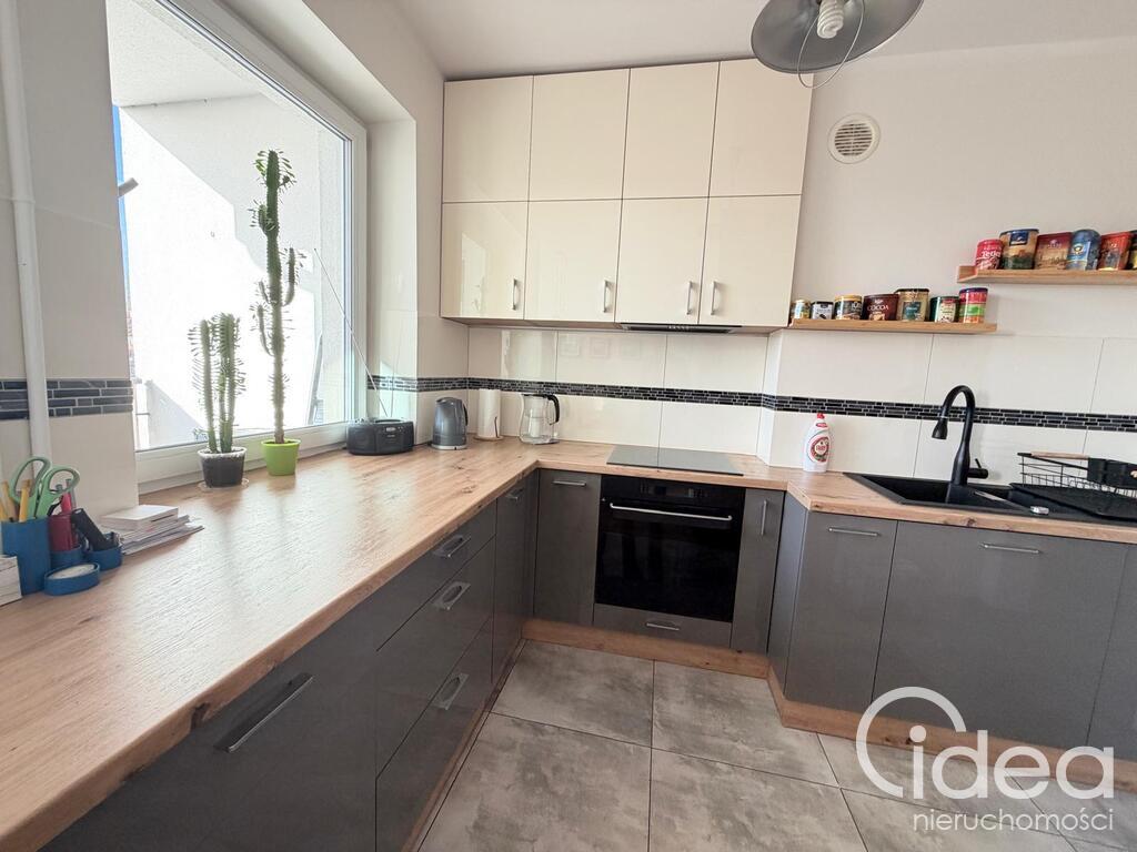 2/3 pokoje z 2 balkonami, os. Arkońskie (2)