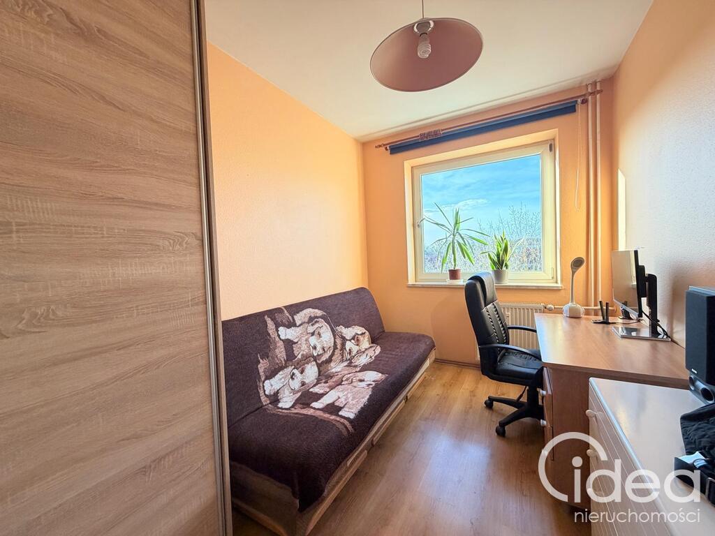 2/3 pokoje z 2 balkonami, os. Arkońskie (6)