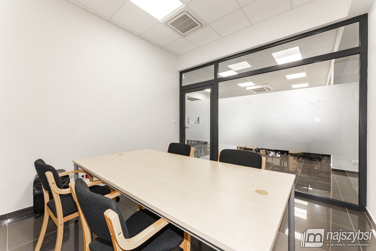 Stargard-lokal usługowy 200m2,opłaty w cenie netto (17)