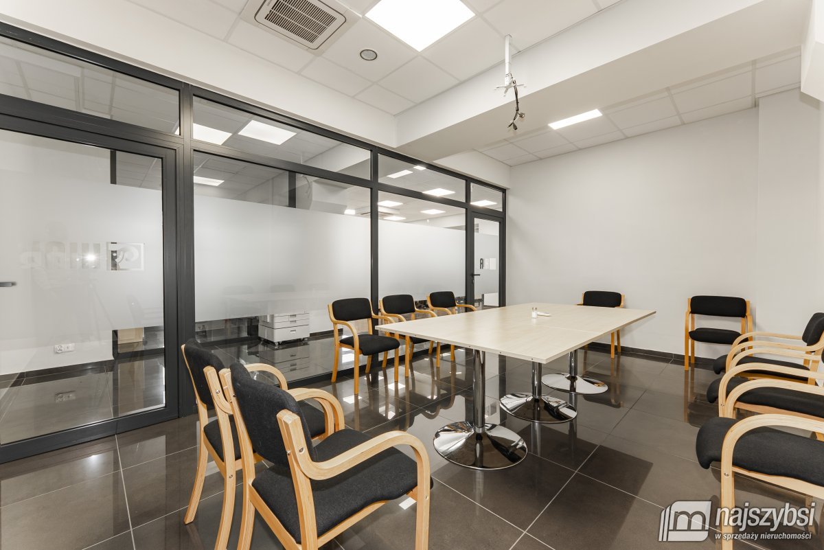 Stargard-lokal usługowy 200m2,opłaty w cenie netto (19)