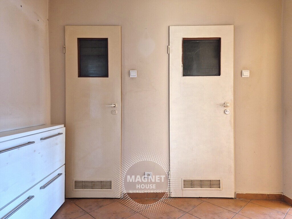 2 pokoje z dużą kuchnią I Garaż I Piwnica (17)